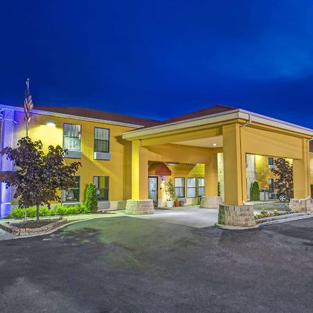 Days Inn By Wyndham Great Lakes Naval Base North Chicago Bagian luar foto